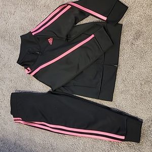 4t Adidas track suit
